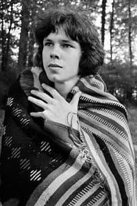 Nick Drake in A Skin Too Few: The Days of Nick Drake