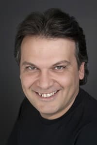 Atilla Engin in Kırık Zar