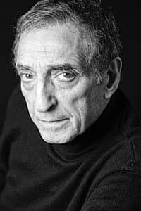 Pierre Koulak in Les oiseaux vont mourir au Pérou