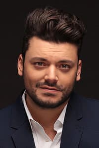 Kev Adams in Kevgad & Friends au Fridge Comedy