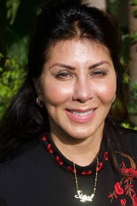 Sigal Erez in Across the Line