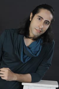Alby Jufri in Turis Romantis