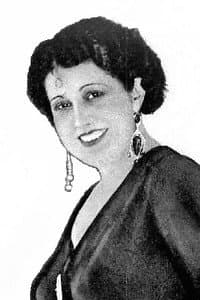 María Luisa Moneró in La señorita de Trevélez