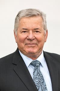 Jozef Úradník in Milionár