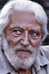 Riccardo Pizzuti in Anche gli angeli tirano di destro