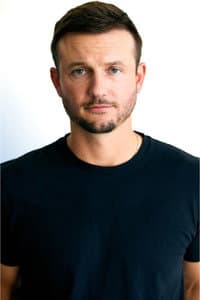 Andy J. Carlson in Movers Ultimate