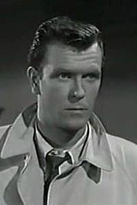 Hank Brandt in Dark Mirror