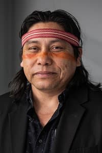 Daniel Munduruku in Tainá 2: A Aventura Continua