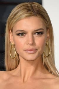 Kelly Rohrbach Walton in Baywatch