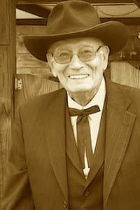 Don Reynolds in Beyond the Purple Hills