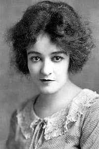 Gladys Brockwell in On the Night Stage