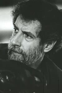 Antonio Llerandi in Cabrujas en el país del disimulo