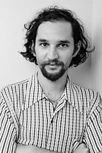 Josh Safdie in Stand Clear of the Closing Doors
