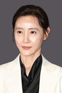 Do Ji-won in 7일의 왕비