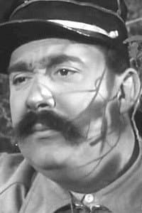 Moustache in Le Maître-nageur