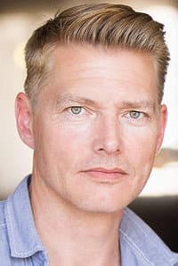 Richard Dee-Roberts in The Reverend and Mrs Simpson