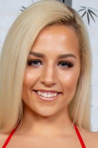 Sophia Lux in Girl Cum V2
