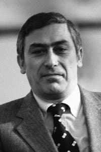 Vakhtang Kikabidze in Пропавшая экспедиция