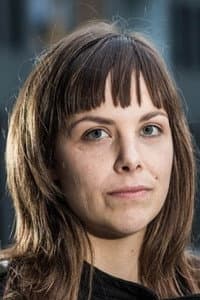 Eline Kuppens in Sonnet 81
