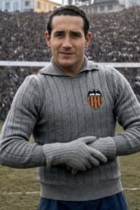Ignacio Eizaguirre Arregui in Valencia CF, 90 anys de sentiment