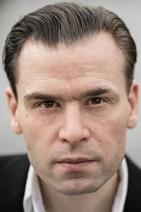 Christian Harting in Die Grenze