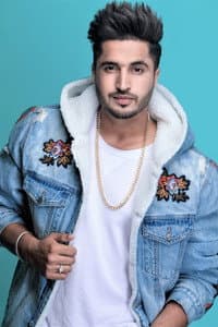 Jassie Gill in Mundeyan Ton Bachke Rahin