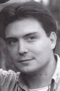 Javier Viñas in Adiós, querida mamá