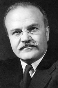 Vyacheslav Molotov in Великое прощание