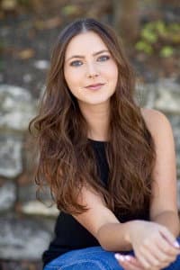 Samantha Hodges in Regionrat