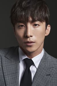 Dong Hyun-bae in 괴이