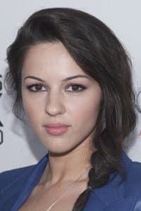 Annet Mahendru in The Fix