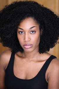 Amber Shana Williams in Sin instrucciones