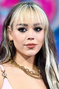 Danna Paola in DANNA: Tenemos que hablar - Un filme de Childstar