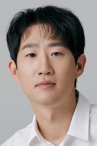 Cho Min-guk in 경도를 기다리며