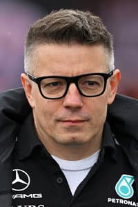 Peter "Bono" Bonnington in The Seat