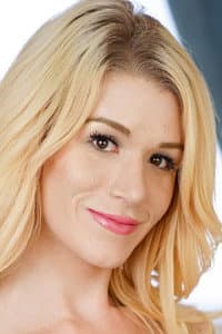 Cassie Sparkles in Trans Cuties POV Blowjobs