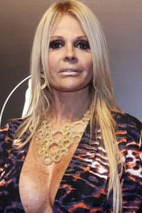 Monique Evans in Sexo Frágil