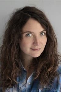 Élise Otzenberger in Cyprien