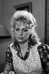 Barbara Gołębiewska in Zaczarowane podwórko