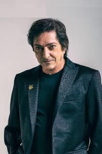 Julio Moura in Virus: Caja Negra