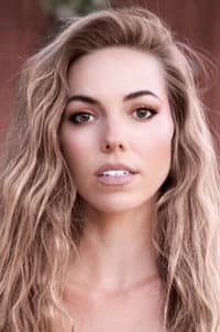Courtney Blythe Turk in Del Playa