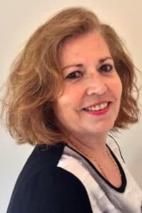 Tania Ballester in Bohemios