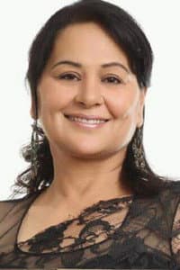 Sunita Dhir in Mundeyan Ton Bachke Rahin
