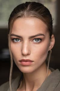 Eden Hart in Grafted