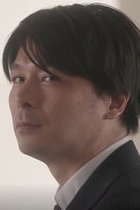 Daike Takeda in 出張先が記録的豪雨で童貞部下と突然相部屋に… 雨で濡れた身体に興奮した部下に襲われ朝まで9発のびしょ濡れ絶倫性交 夕雛エミリ