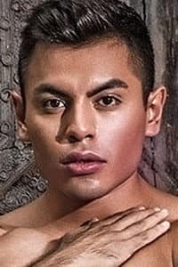 Daniel Azcona in Bare Tenders
