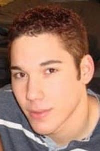 Brad Michael in Best Friends