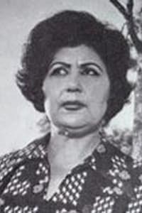 Esma Agolli in Në shtëpinë tonë