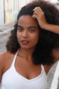 Aline Brune in Ilha