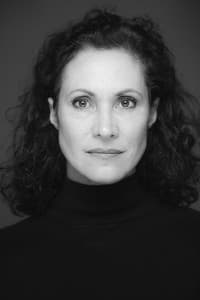 Justine del Corte in Dr. Sommerfeld - Alte Träume, neue Liebe